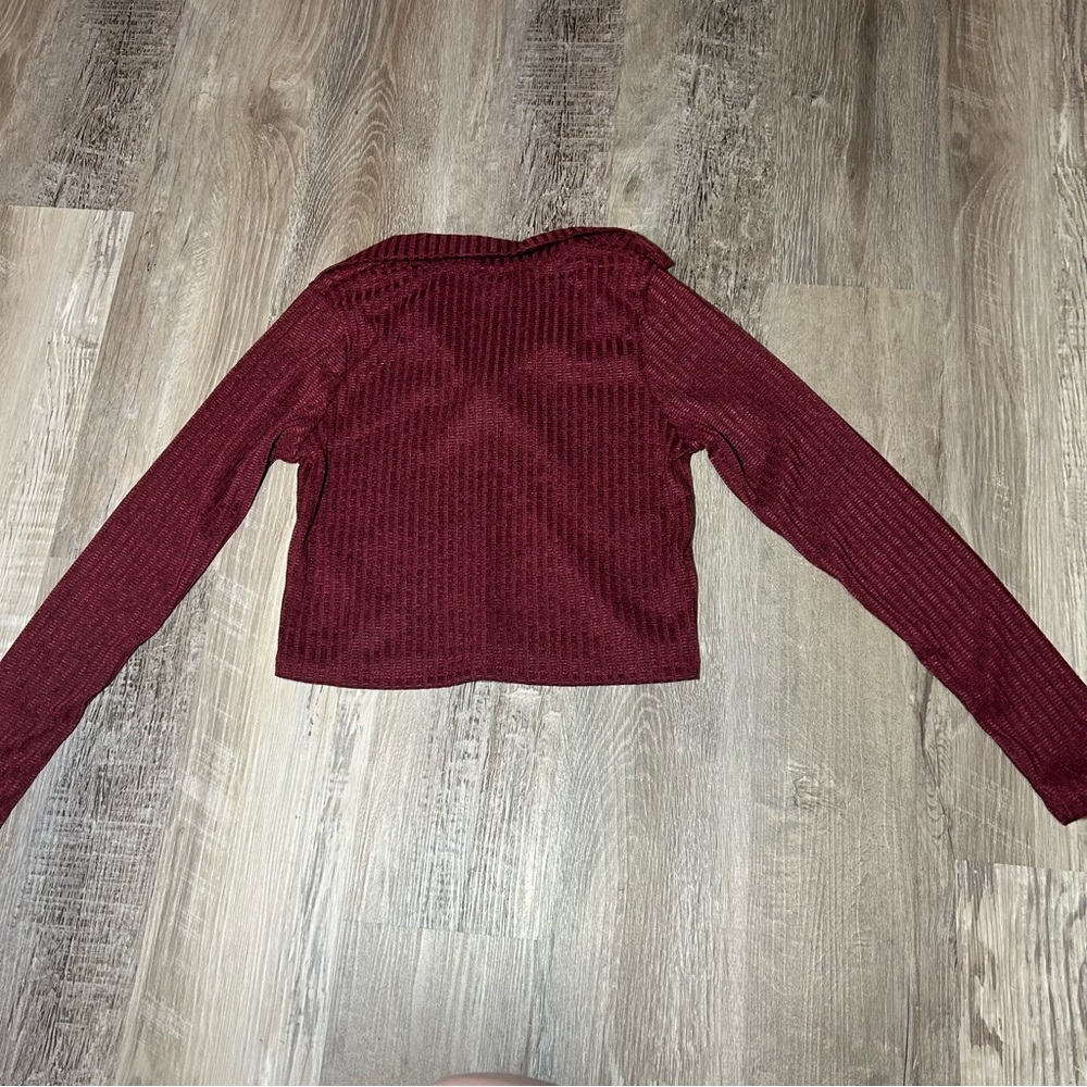 Olivia Rae Red Ribbed Crop Blouse Small - Picture 2 of 6